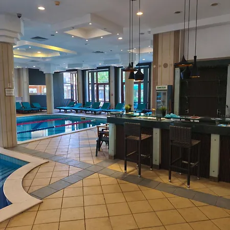 Emerald Wellness & Ravda