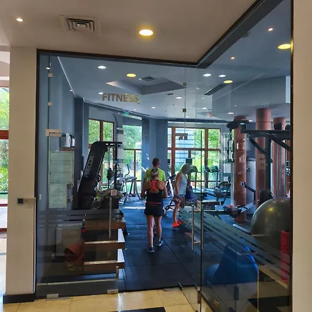 Emerald Wellness & Ravda