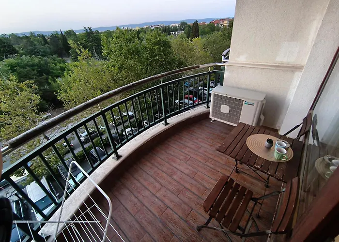 リゾート Emerald Wellness &