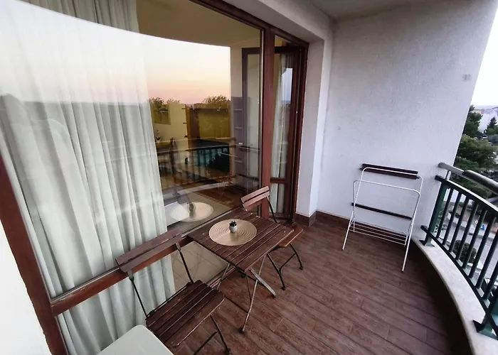 Emerald Wellness & リゾート ラヴダ