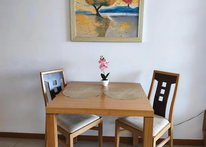 リゾート Emerald Wellness & ラヴダ