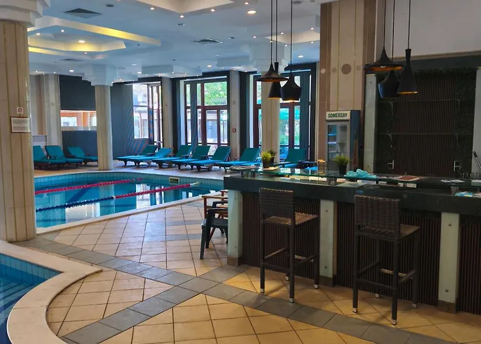 Emerald Wellness & ラヴダ